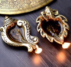 Golden Sankh and Ganesha Brass Diya For Ritual Puja Pack of 2